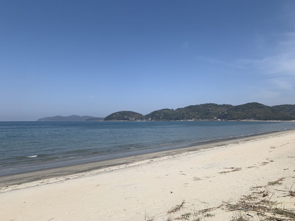 福岡県糸島市ビーチ写真　保護犬保護施設建設予定地　海岸側